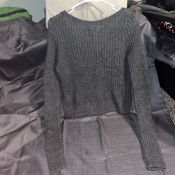 Abercrombie & Fitch Long Sleeve Sweater - size s - Picture 2 of 5